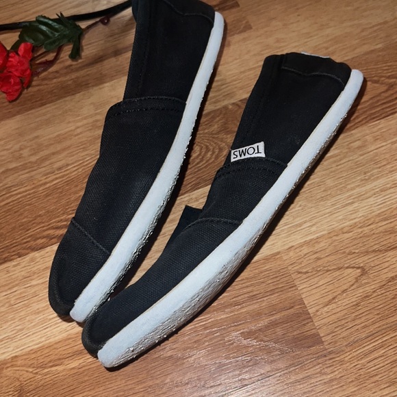 Black Canvas TOMS Alpargatas (size 6.5 womens) - Picture 9 of 10